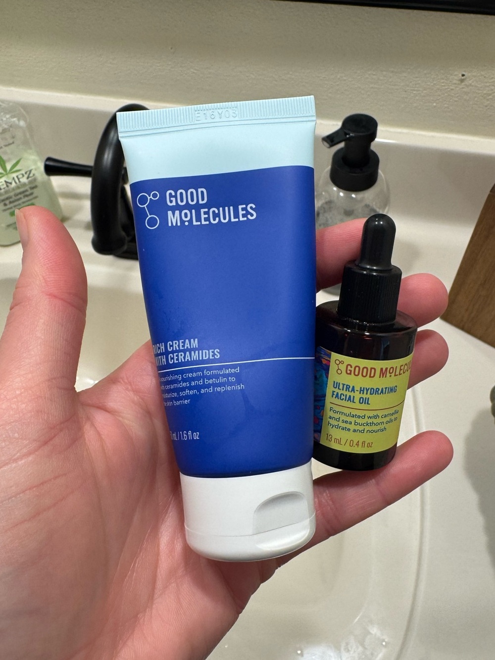 Good molecules bundle rich cream & hydrating‎ facial oil